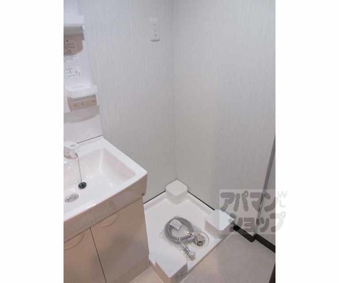 【ＣＲＥＤＯＲ　伏見丹波橋】間取