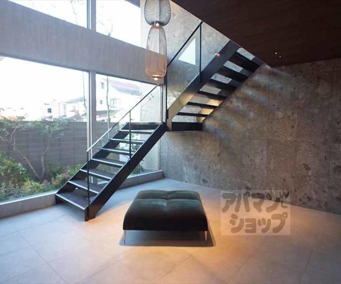 【アンビエラ・まつがさき】間取