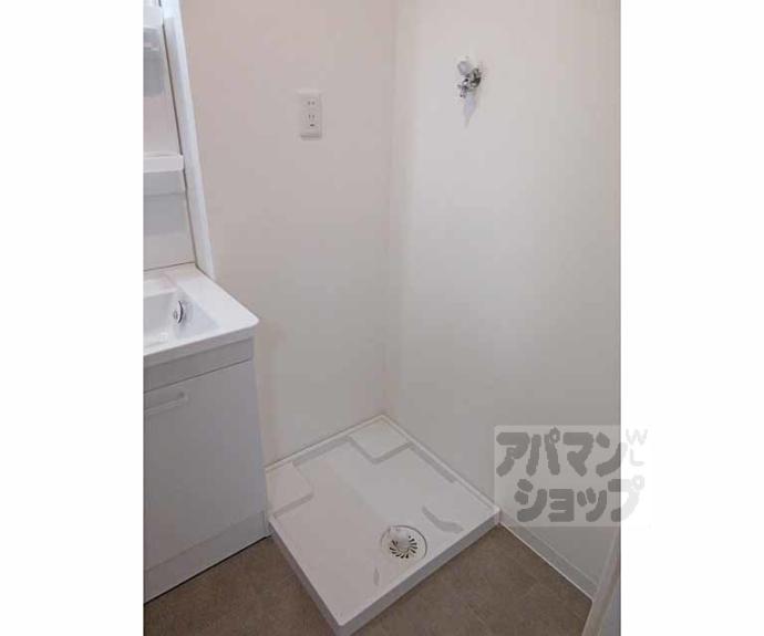 【KTIレジデンス深草】間取