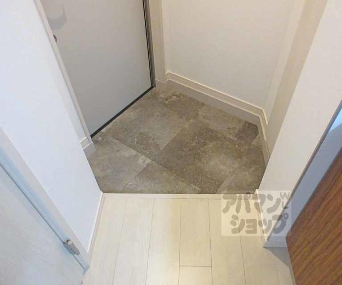 【KTIレジデンス深草】間取