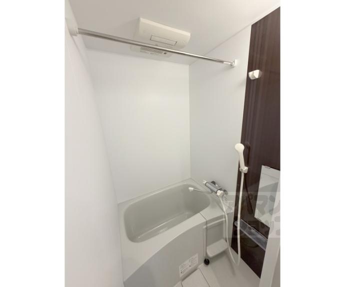 【ハーモニーテラス深草十九軒町】間取