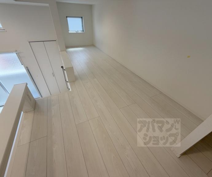 【ハーモニーテラス深草十九軒町】間取