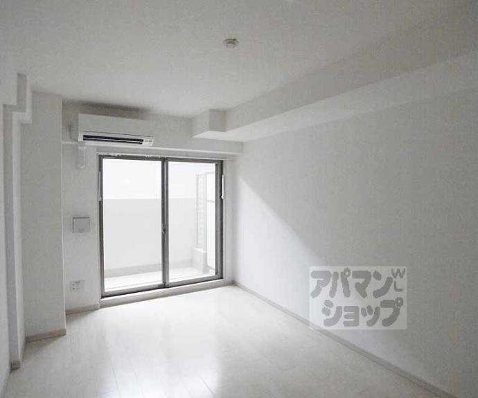 【ESCASA京都西陣】間取