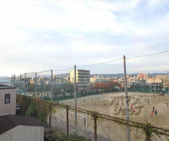 【グランレブリー御所西Ⅱ】間取