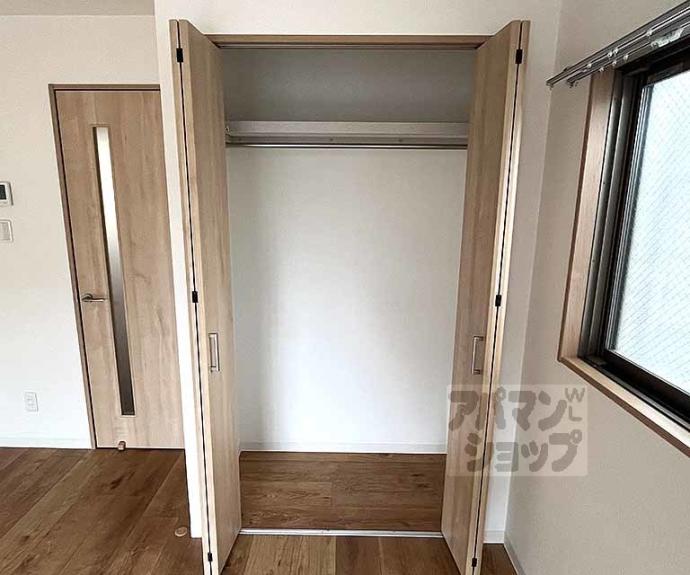 【グランレブリー御所西Ⅱ】間取