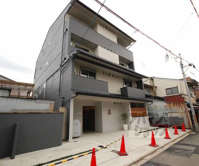 【グラヴィス鞍馬口】間取