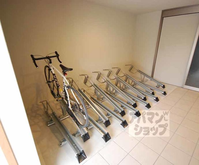 【グラヴィス鞍馬口】間取