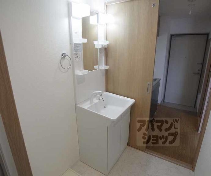 【グラヴィス鞍馬口】間取