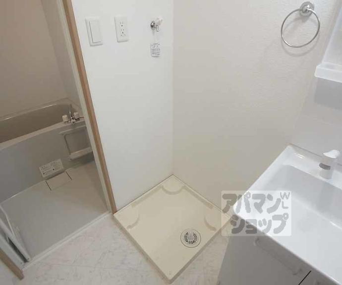 【グラヴィス鞍馬口】間取