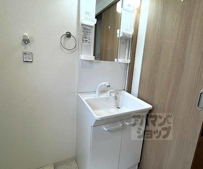 【グラヴィス鞍馬口】間取