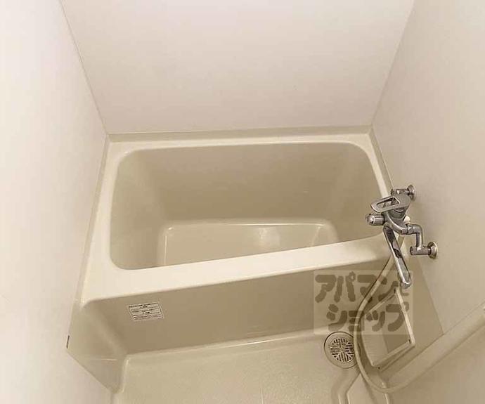 【KCCフラット河原町】間取