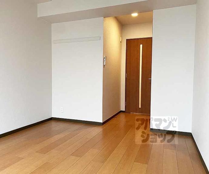 【KCCフラット河原町】間取