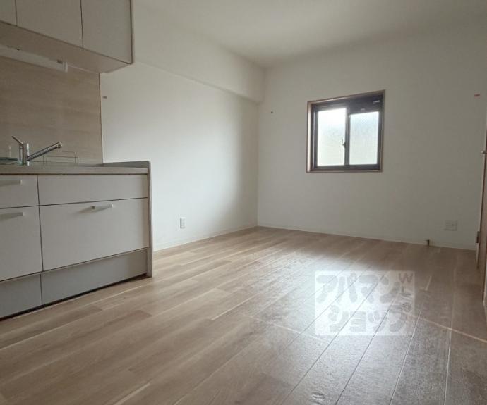 【カーサ御所西】間取