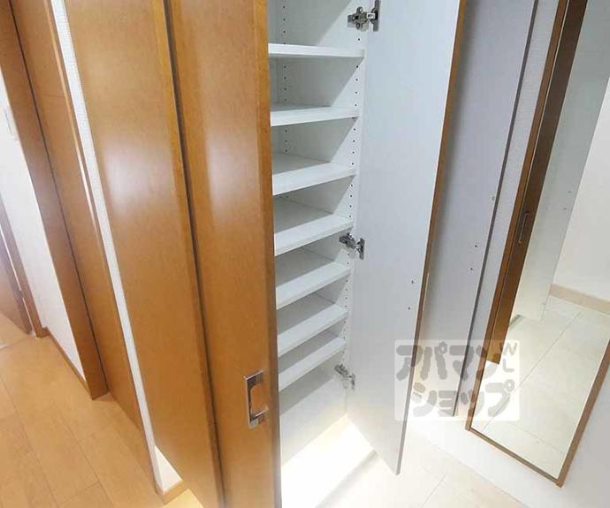 【リーガル京都二条城北】間取