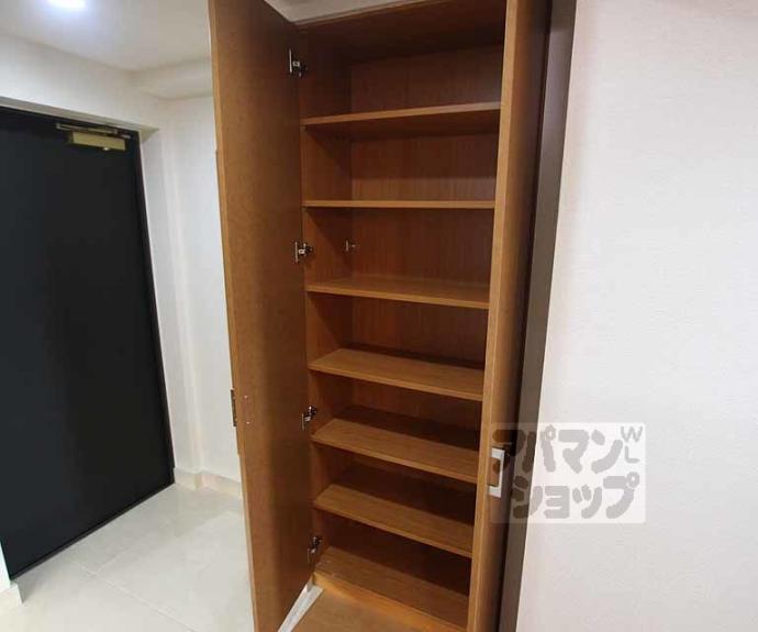 【リーガル京都二条城北】間取