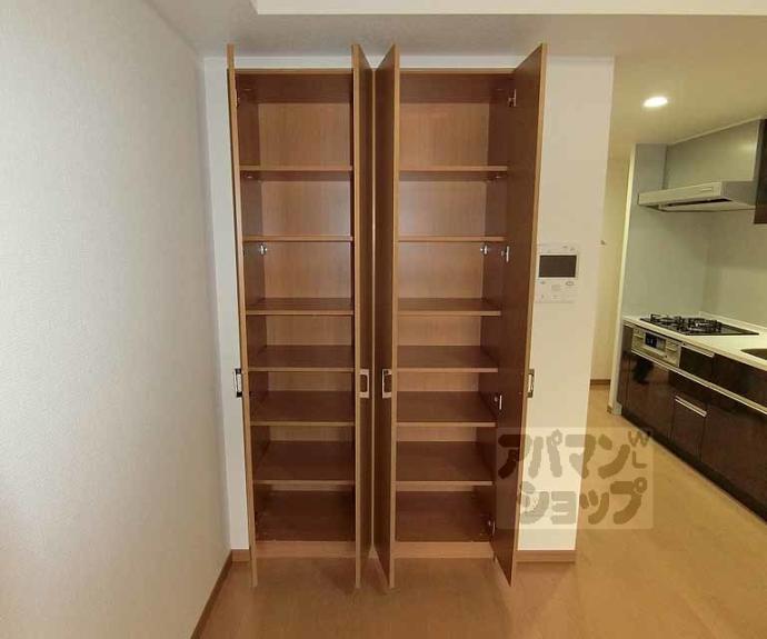 【リーガル京都二条城北】間取