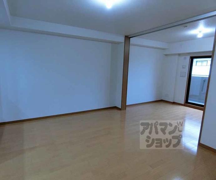 【リーガル京都二条城北】間取