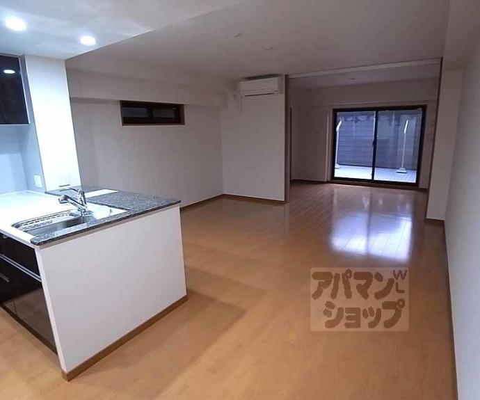 【リーガル京都二条城北】間取