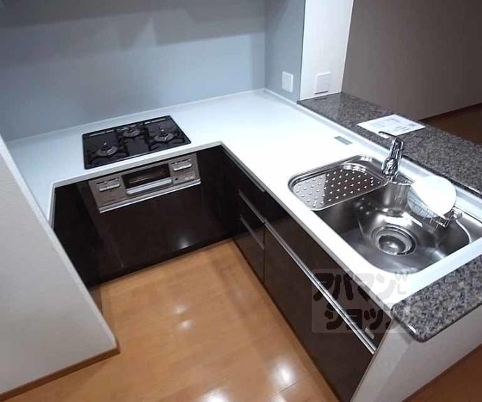 【リーガル京都二条城北】間取