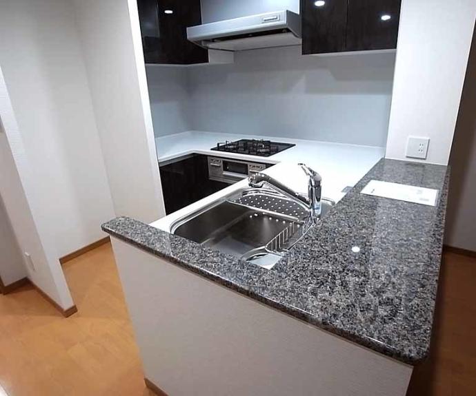 【リーガル京都二条城北】間取