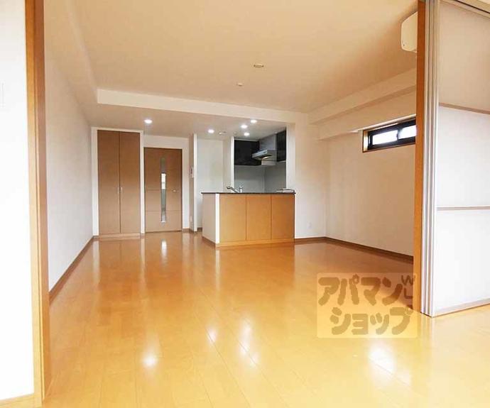 【リーガル京都二条城北】間取