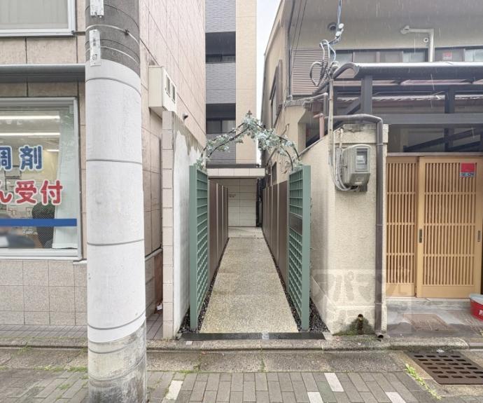 【RESIDENCE京都府庁前】間取