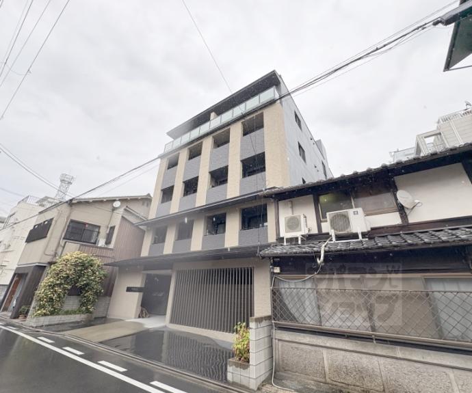 【RESIDENCE京都府庁前】間取