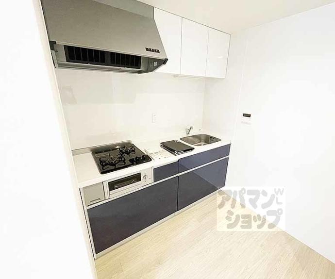 【ＲＥＳＩＤＥＮＣＥ京都府庁前】間取