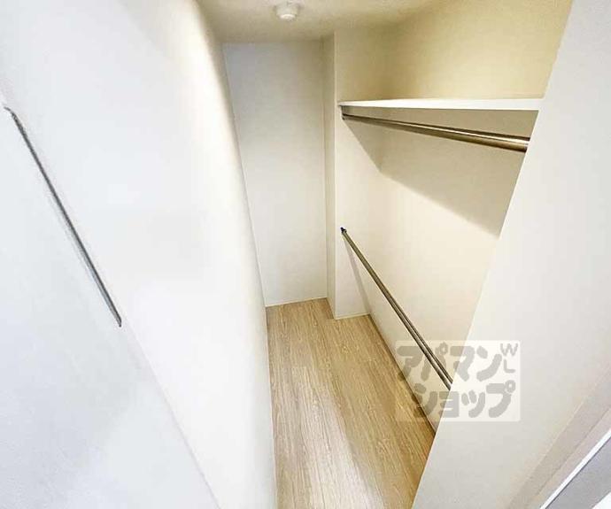 【ＲＥＳＩＤＥＮＣＥ京都府庁前】間取