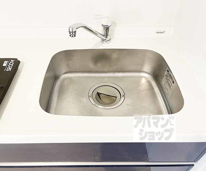 【ＲＥＳＩＤＥＮＣＥ京都府庁前】間取