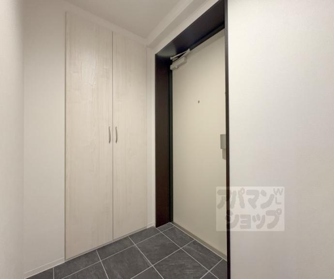 【ＲＥＳＩＤＥＮＣＥ京都府庁前】間取