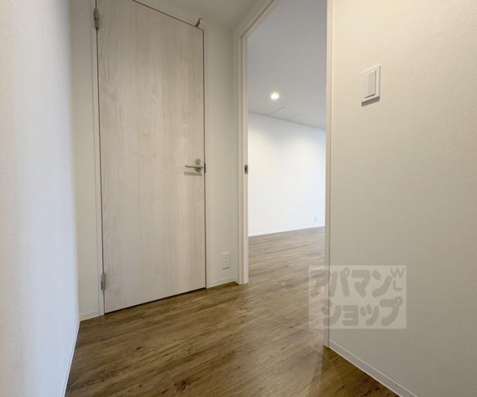 【ＲＥＳＩＤＥＮＣＥ京都府庁前】間取