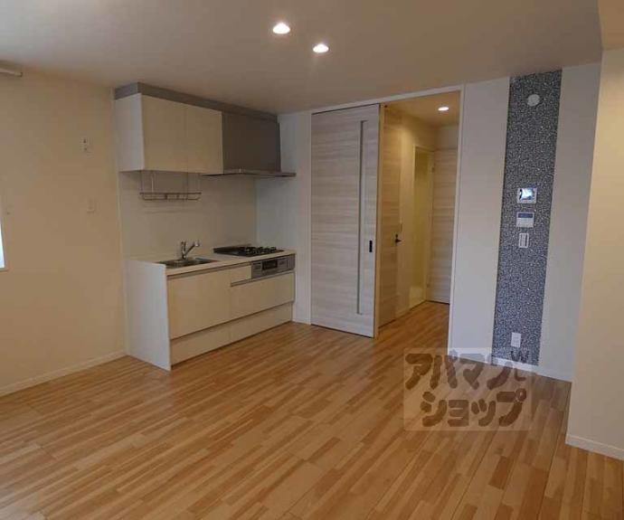 【シャーメゾン北野白梅苑】間取