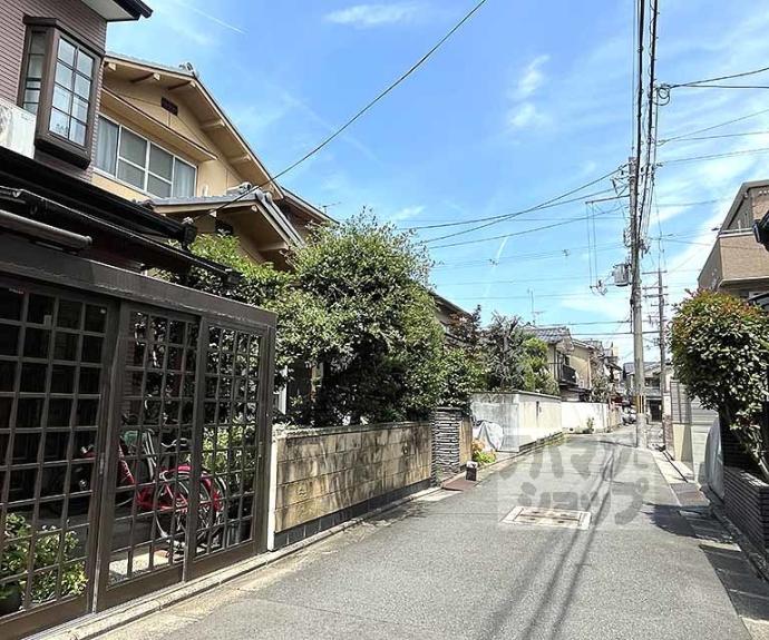 【ロッジ今出川】間取