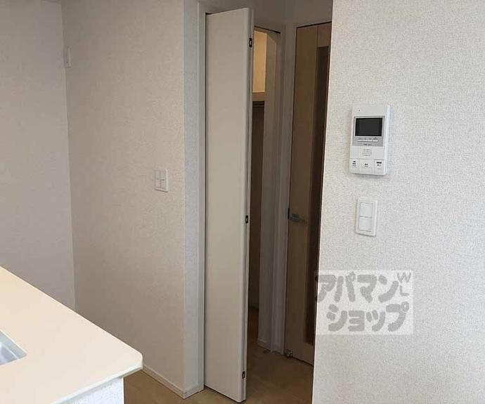 【アロッジオ長岡京】間取