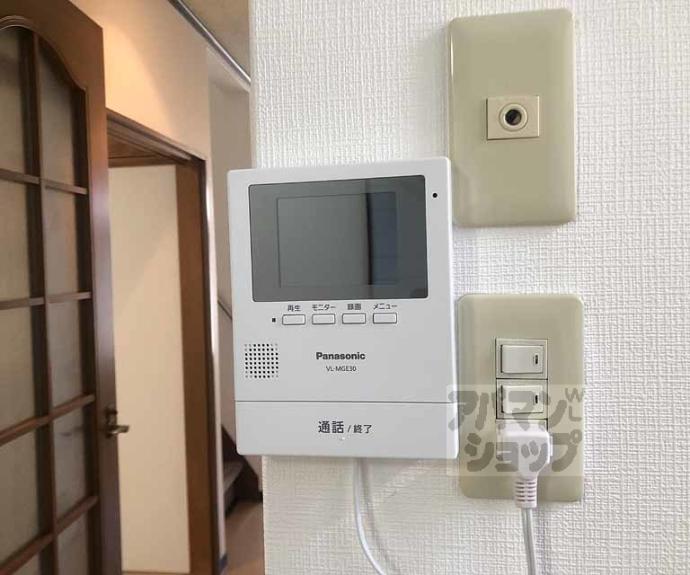 【川島尻堀町貸家６５－２２】間取