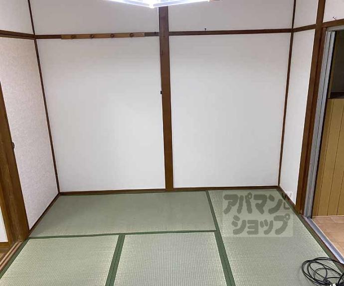 【大原野灰方町貸家７７４－６】間取