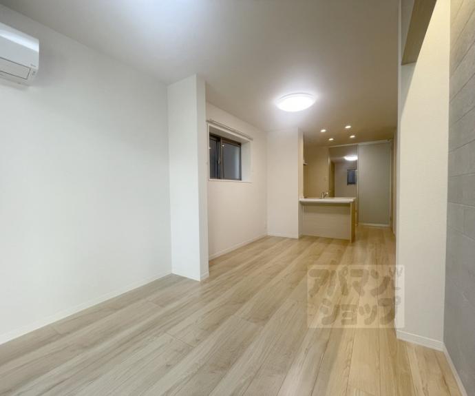 【シャーメゾン西陣】間取