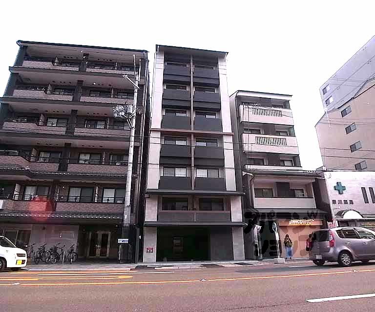 ＳＴＡＮＤＺ今出川通