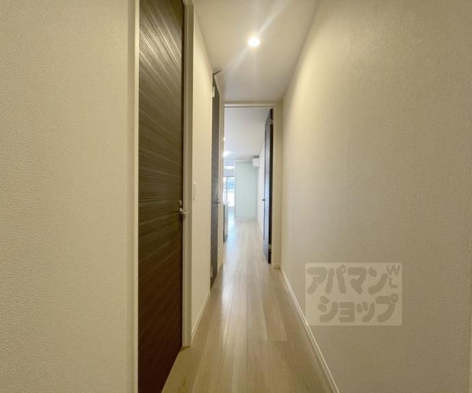 【シャーメゾン御所西】間取