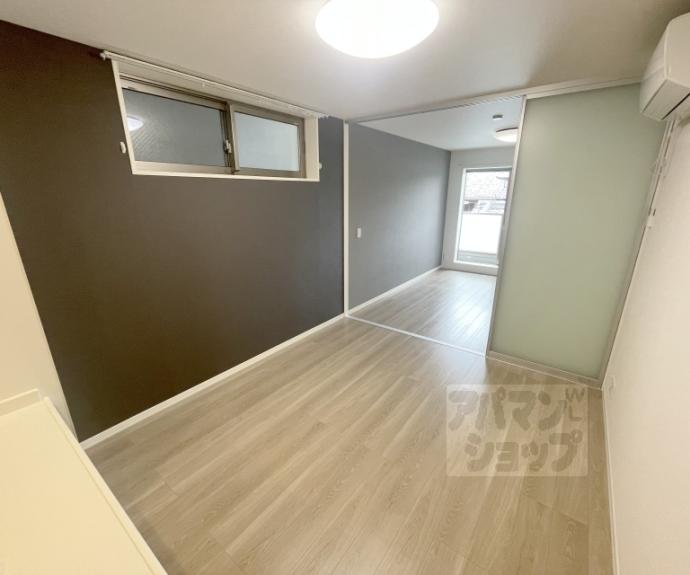 【シャーメゾン御所西】間取