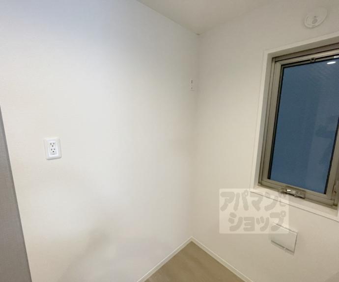 【シャーメゾン御所西】間取