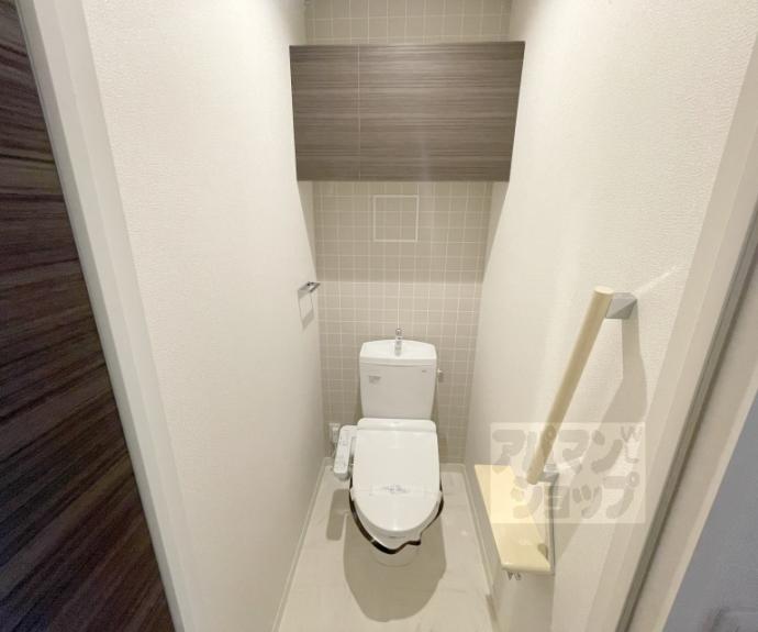 【シャーメゾン御所西】間取