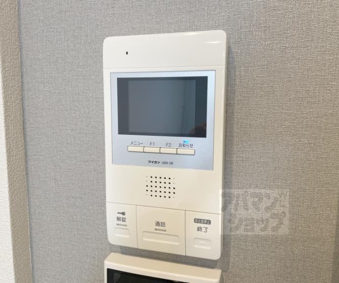 【シャーメゾン御所西】間取