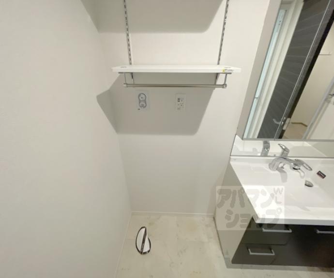 【シャーメゾン御所西】間取