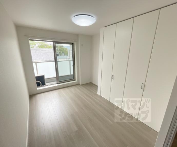 【シャーメゾン御所西】間取