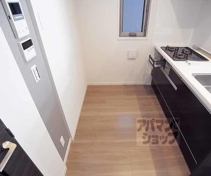 【シャーメゾン御所西】間取