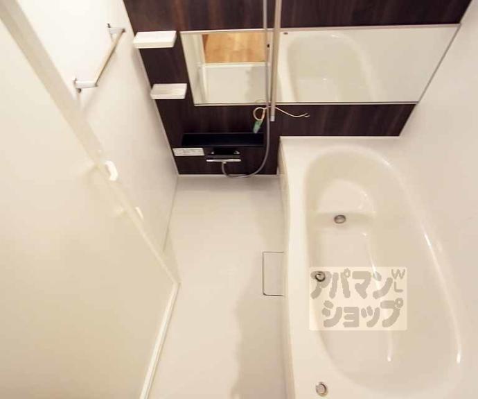 【セレナ御所東】間取