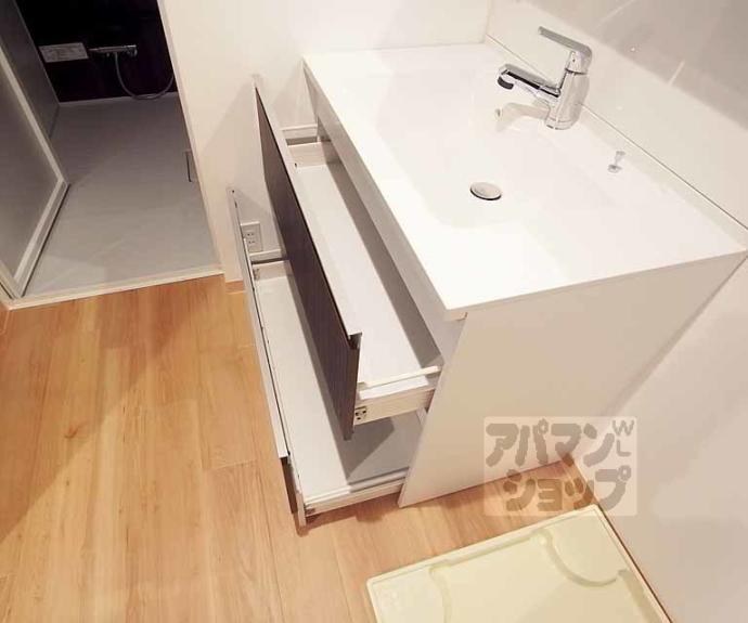 【セレナ御所東】間取