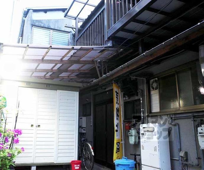 【上京区栄町貸家】